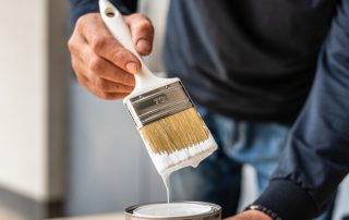 Oil vs latex exterior paint
